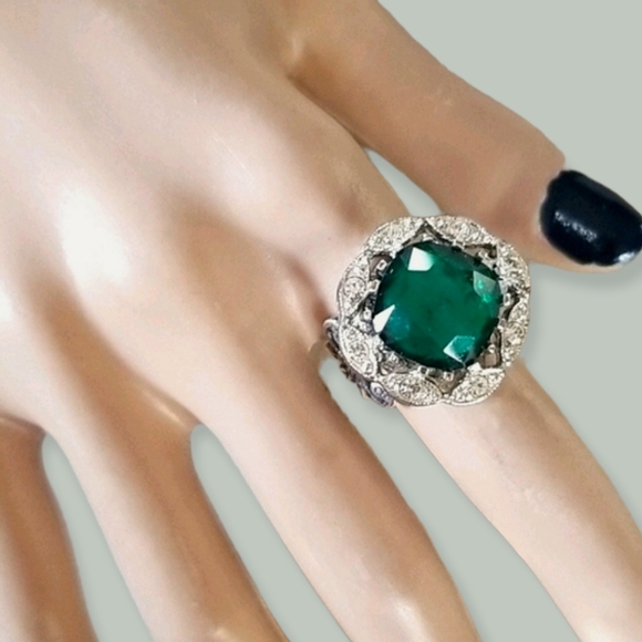 Hand Cradted Repurposed Vintage Rhinestone Adjustable Silver Tone Band Ring - Picture 4 of 16